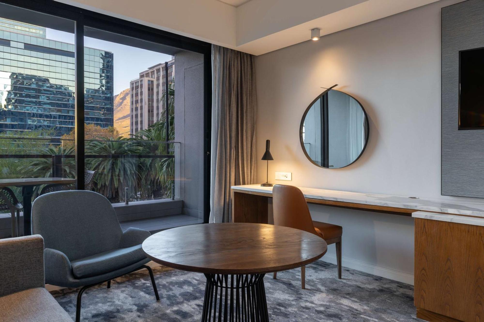 Radisson Hotel Cape Town Foreshore Εξωτερικό φωτογραφία